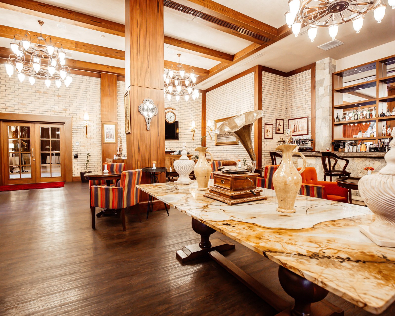 Home Decor Store
